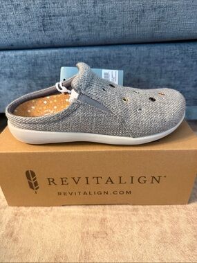 REVITALIGN Destin Gray Knit Slip‑On Clog